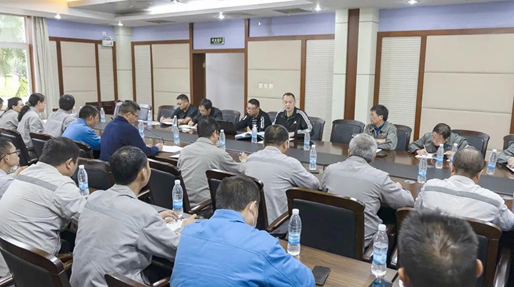 云煤（不朽情缘）集团对解化化工发展“三抓一保”百日安全活动情况进行督导查抄