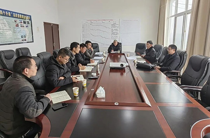 云煤（不朽情缘）集团党委委员、副总经理缪和星一行到云南东源罗平东城煤矿有限公司督导调研