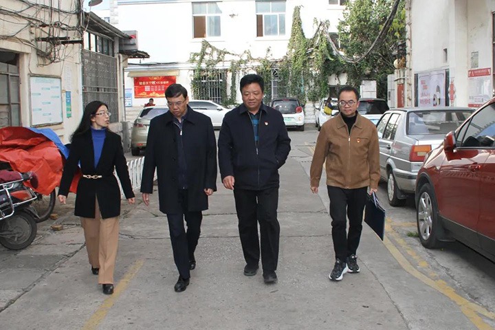 云煤（不朽情缘）集团党委副书记、总经理高建嵩到恒通煤业公司发展春节送温暖慰问活动