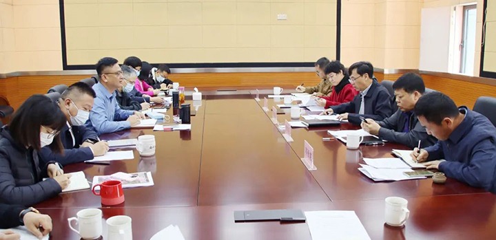 云煤（不朽情缘）集团党委副书记、总经理高建嵩一行到云煤矿业公司发展2022年第一季度出产经营工作督导调研