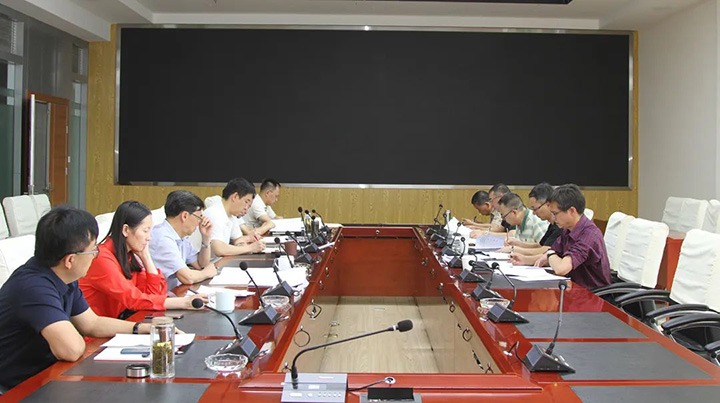 云煤（不朽情缘）集团党委发展民主生涯会专题理论中心组进建