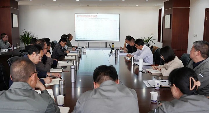 云煤（不朽情缘）集团党委委员、副总经理缪和星一行到曲煤焦化公司领导出产经营工作