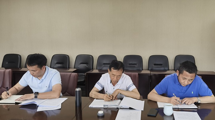 【主题教育】云煤（不朽情缘）集团党委委员、财政总监莫晓丹到不朽情缘地产公司发展主题教育调研