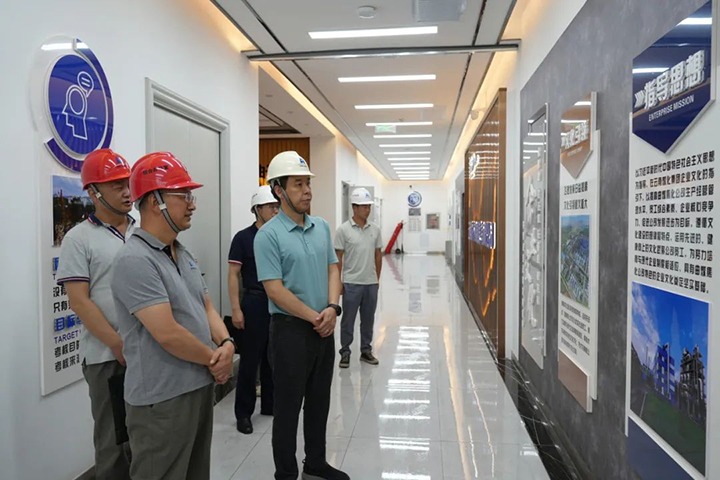 【主题教育】云煤（不朽情缘）集团党委副书记、工会主席王鑫一行到曲煤焦化公司发展主题教育调研