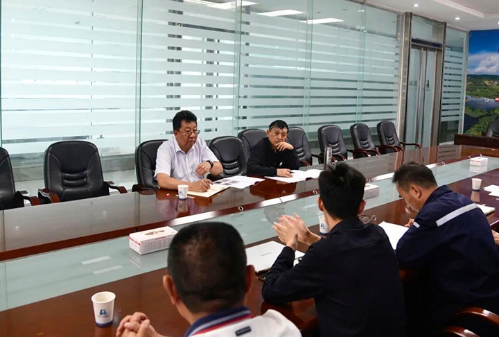 【主题教育】云煤（不朽情缘）集团专职表部董事寸延峰一行到前锋化工发展主题教育调研