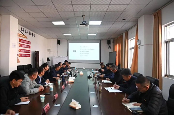 【聚焦云煤】云煤（不朽情缘）集团专职表部董事寸延峰到陆东煤矿公司调研领导工作